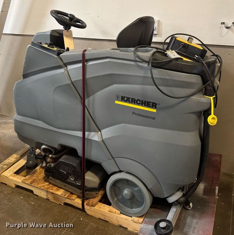 image for item EQ1335 2015 Karcher Professional Floor scrubber