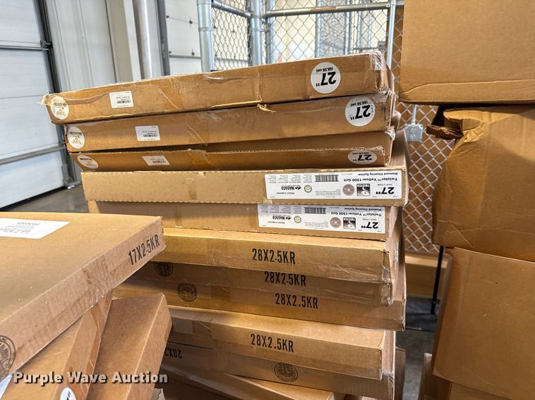 image for item EQ1336 Approximately 39 boxes of burnisher radial floor pads