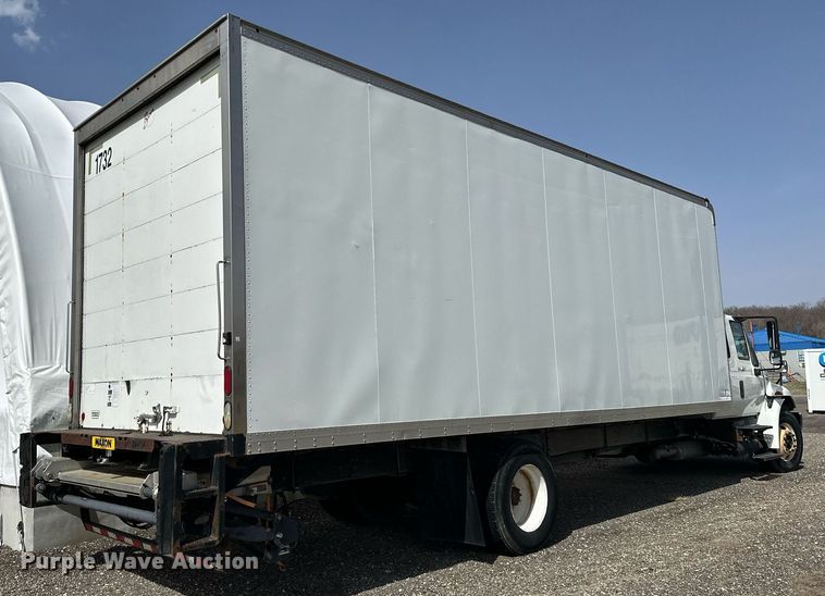 image for item DF8465 2012 International DuraStar 4300 box truck
