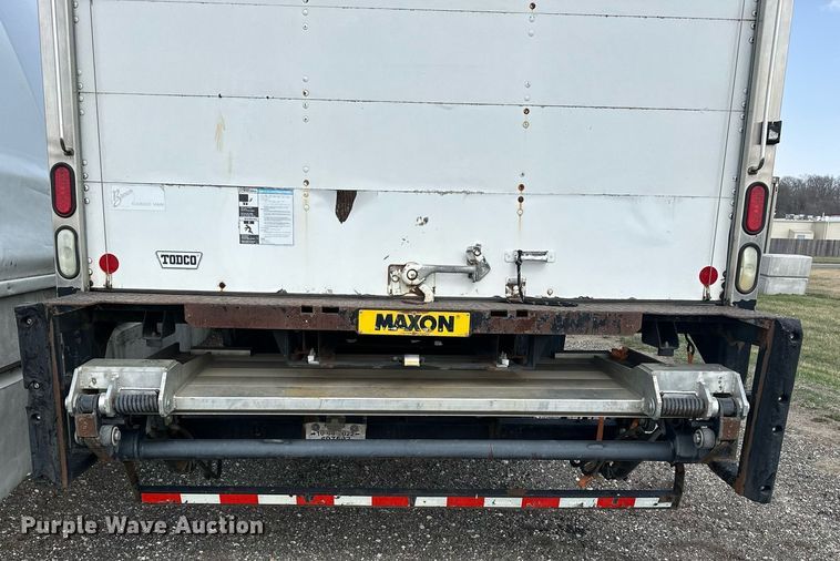 image for item DF8465 2012 International DuraStar 4300 box truck