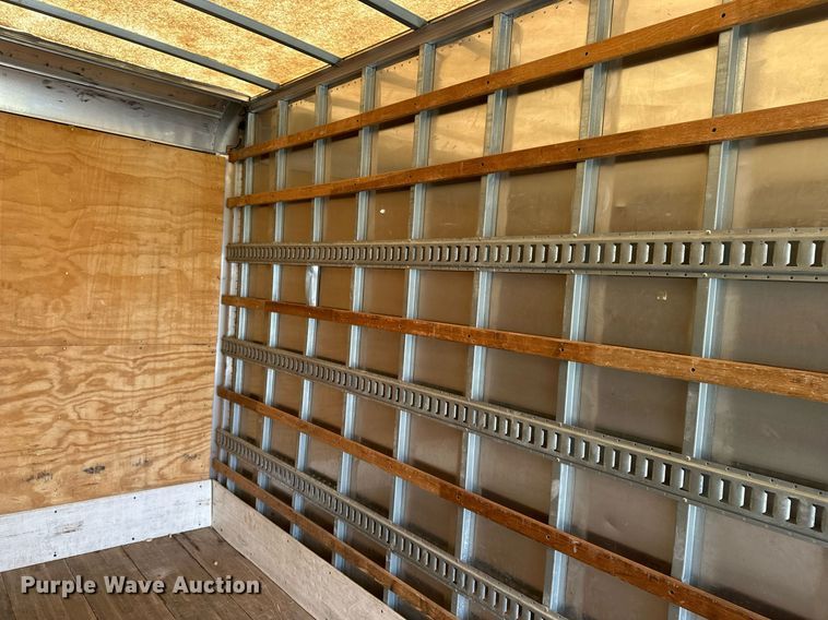 image for item DF8465 2012 International DuraStar 4300 box truck