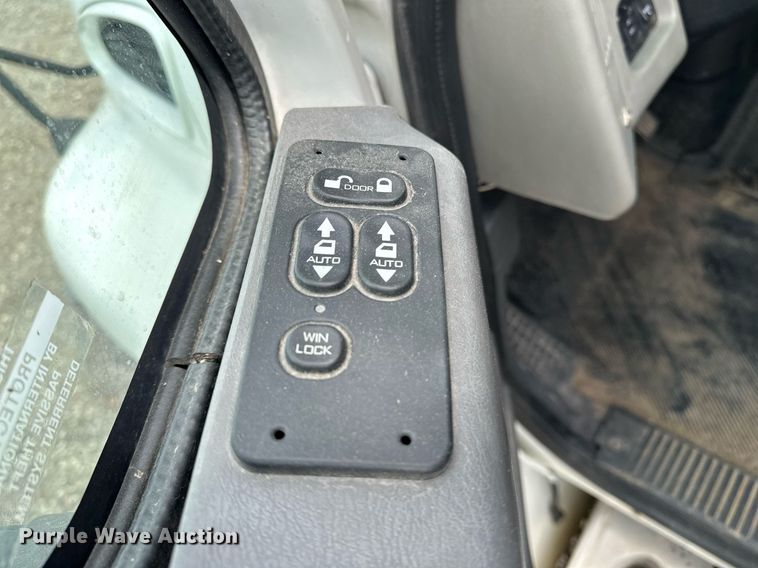 image for item DF8465 2012 International DuraStar 4300 box truck