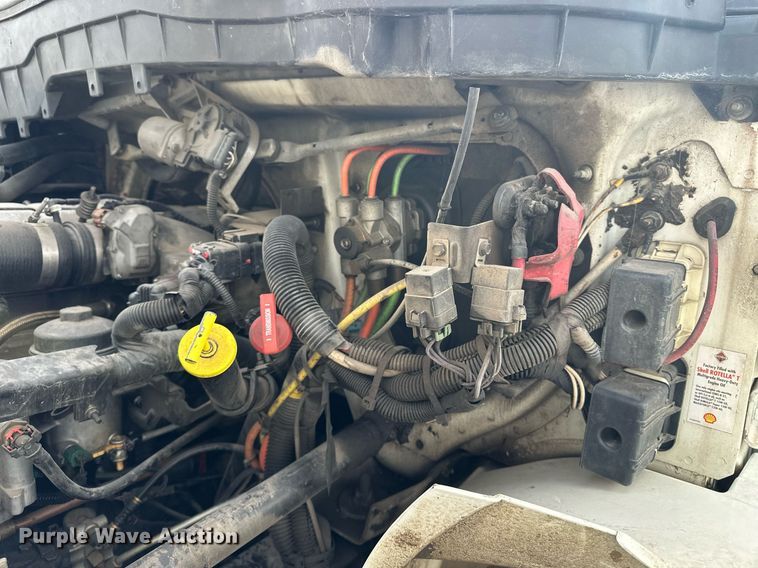 image for item DF8465 2012 International DuraStar 4300 box truck