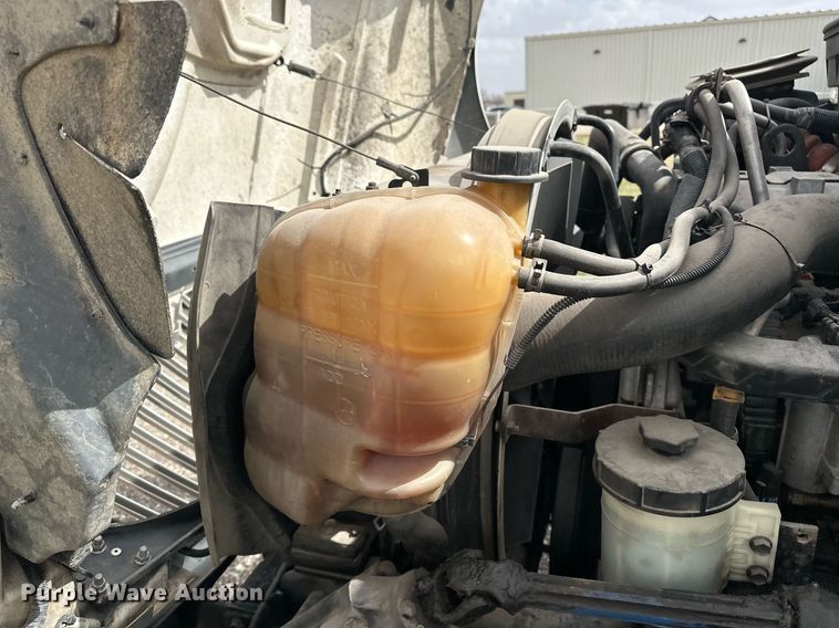 image for item DF8465 2012 International DuraStar 4300 box truck