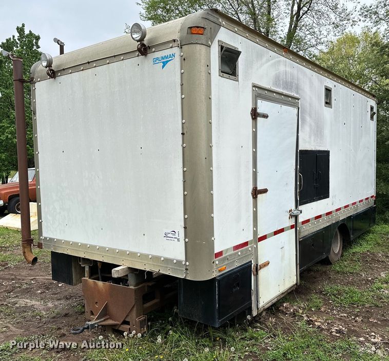 image for item DF8479 Grumman box truck bed