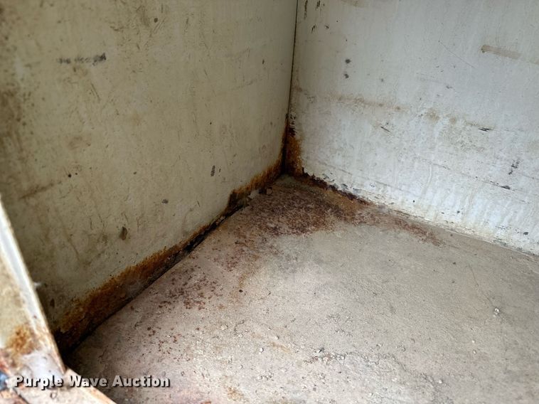 image for item DF8479 Grumman box truck bed