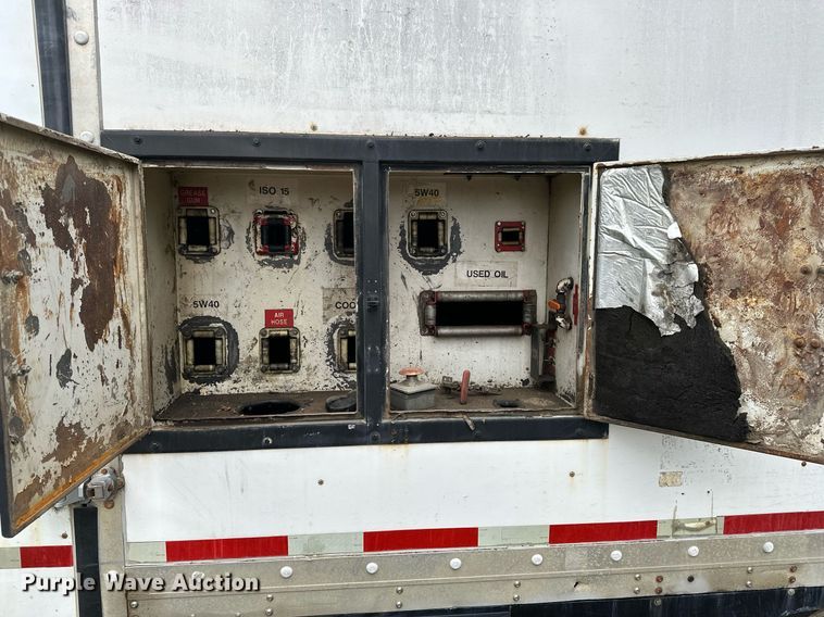 image for item DF8479 Grumman box truck bed