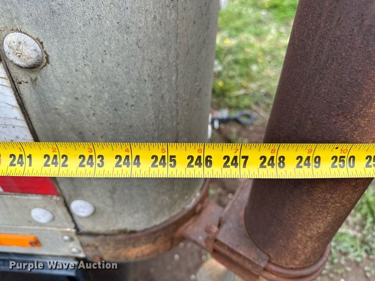 image for item DF8479 Grumman box truck bed