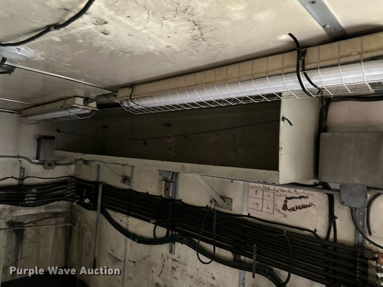 image for item DF8479 Grumman box truck bed