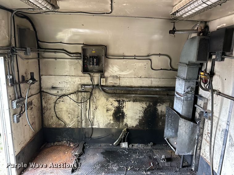 image for item DF8479 Grumman box truck bed