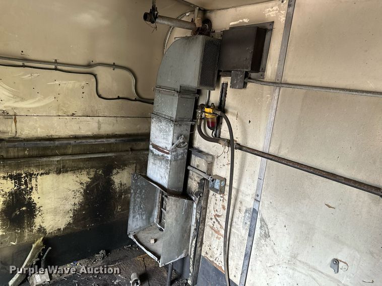 image for item DF8479 Grumman box truck bed