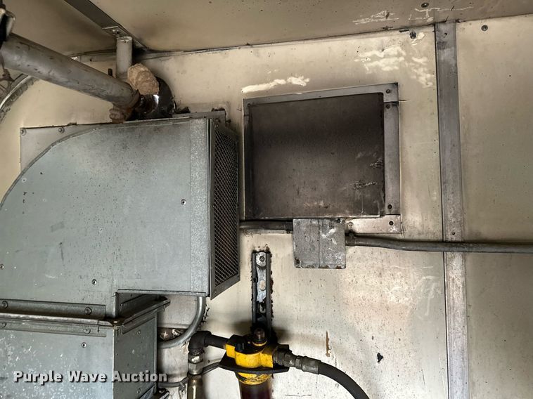 image for item DF8479 Grumman box truck bed