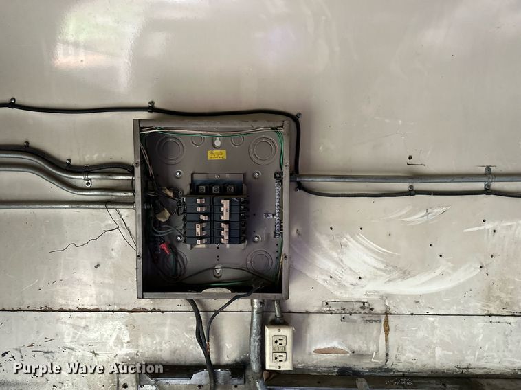 image for item DF8479 Grumman box truck bed