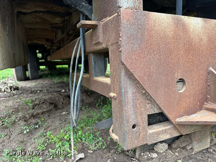 image for item DF8479 Grumman box truck bed