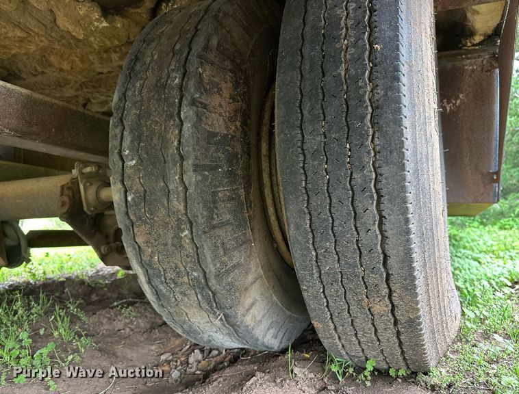 image for item DF8479 Grumman box truck bed