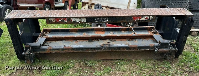 image for item DF8486 Maxon MTB-25 end gate lift