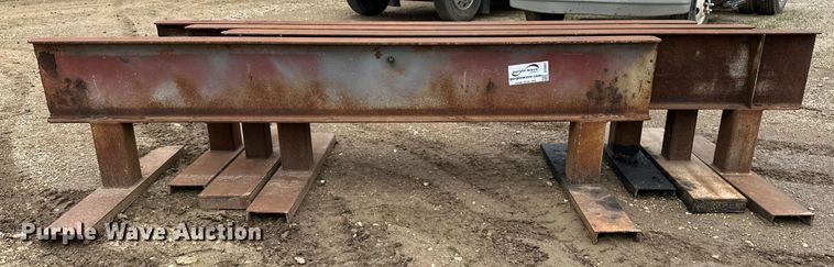 image for item DF8491 (4) pallet racks