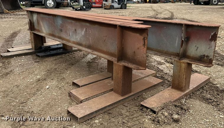 image for item DF8491 (4) pallet racks