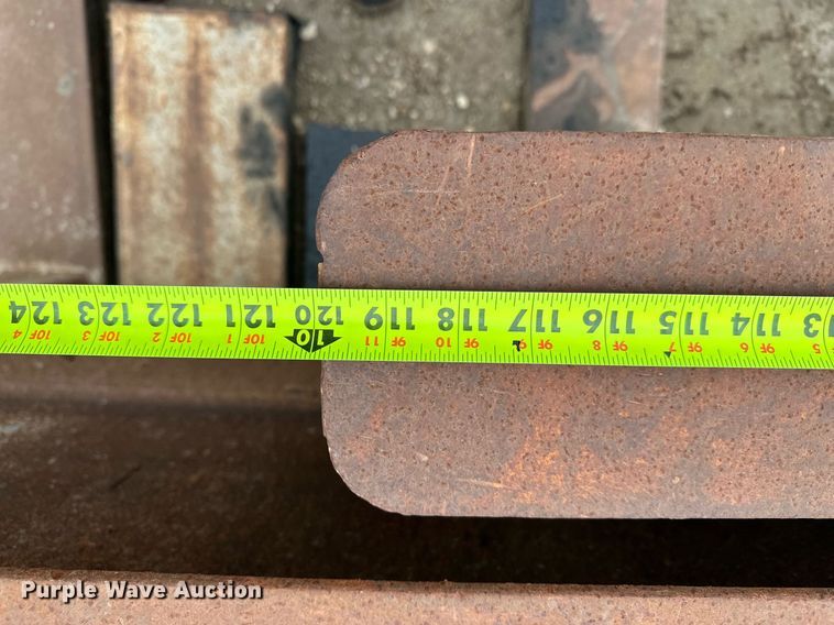 image for item DF8491 (4) pallet racks