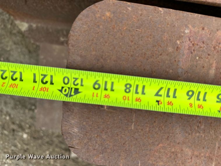 image for item DF8491 (4) pallet racks