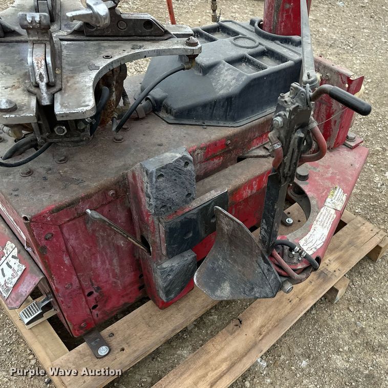 image for item DF8496 Coats Rim Clamp 7060AX tire machine