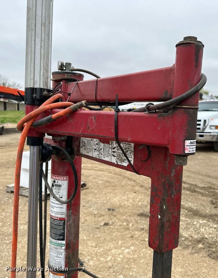 image for item DF8496 Coats Rim Clamp 7060AX tire machine