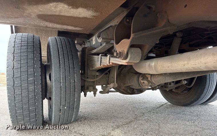 image for item DM5592 2014 Dodge Ram 5500 bucket truck