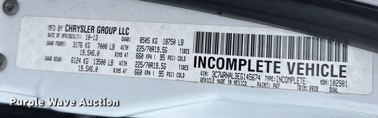 image for item DM5592 2014 Dodge Ram 5500 bucket truck