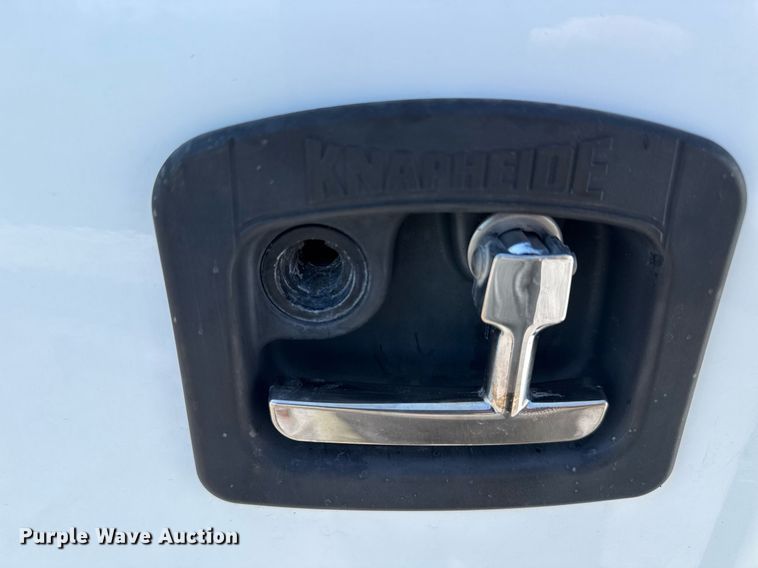 image for item DM5721 2019 Ford F550 Super Duty Crew Cab utility / service truck