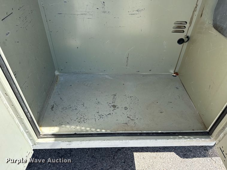 image for item DM5721 2019 Ford F550 Super Duty Crew Cab utility / service truck