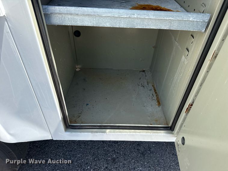 image for item DM5721 2019 Ford F550 Super Duty Crew Cab utility / service truck