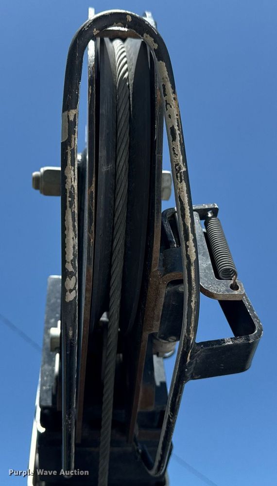 image for item DM5721 2019 Ford F550 Super Duty Crew Cab utility / service truck