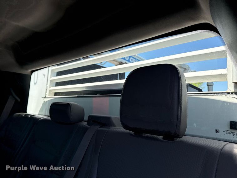 image for item DM5721 2019 Ford F550 Super Duty Crew Cab utility / service truck