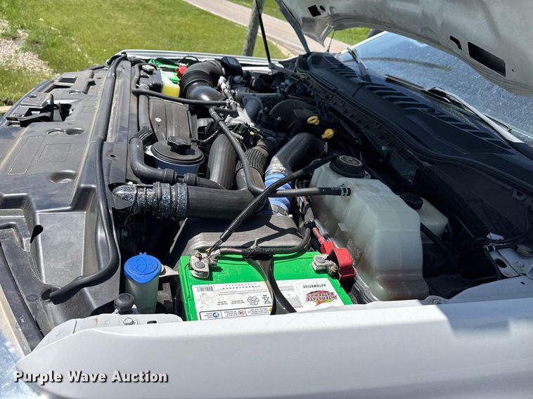 image for item DM5721 2019 Ford F550 Super Duty Crew Cab utility / service truck