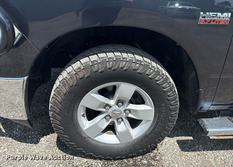 image for item DM5722 2020 Dodge Ram 1500 Crew Cab pickup truck