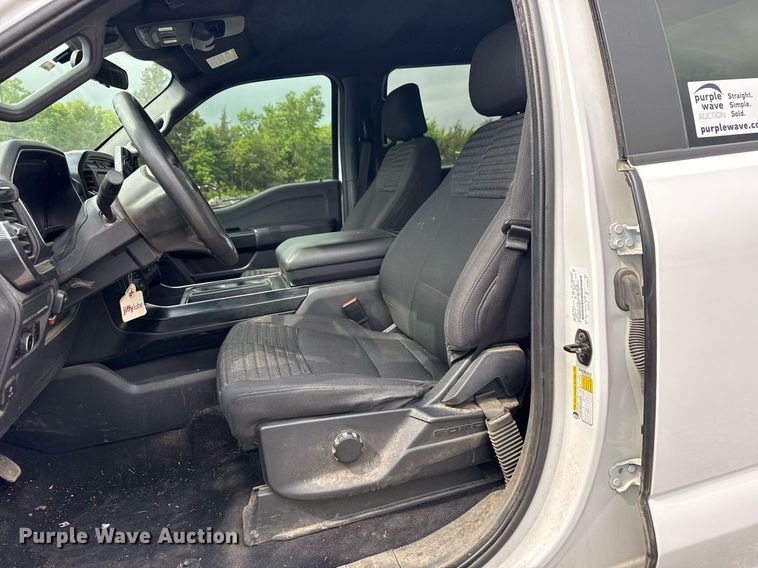 image for item DM5729 2023 Ford F150 SuperCrew pickup truck