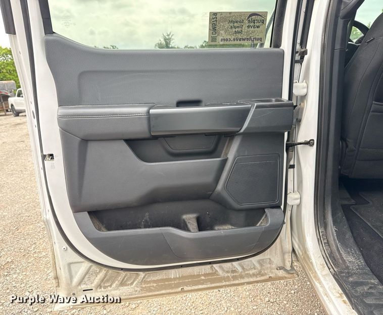 image for item DM5729 2023 Ford F150 SuperCrew pickup truck