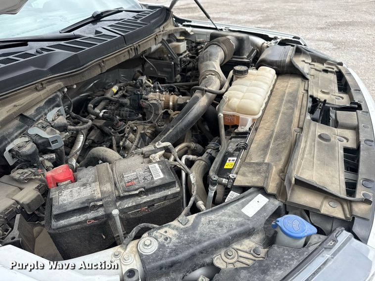 image for item DM5729 2023 Ford F150 SuperCrew pickup truck