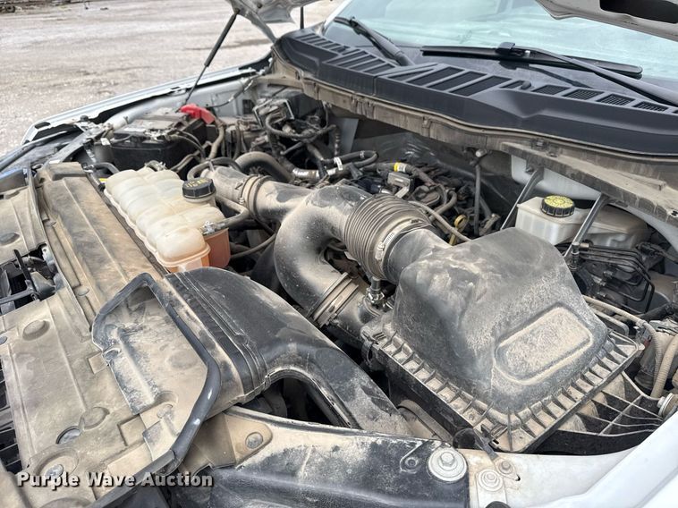 image for item DM5729 2023 Ford F150 SuperCrew pickup truck