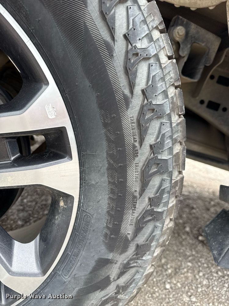 image for item DM5729 2023 Ford F150 SuperCrew pickup truck