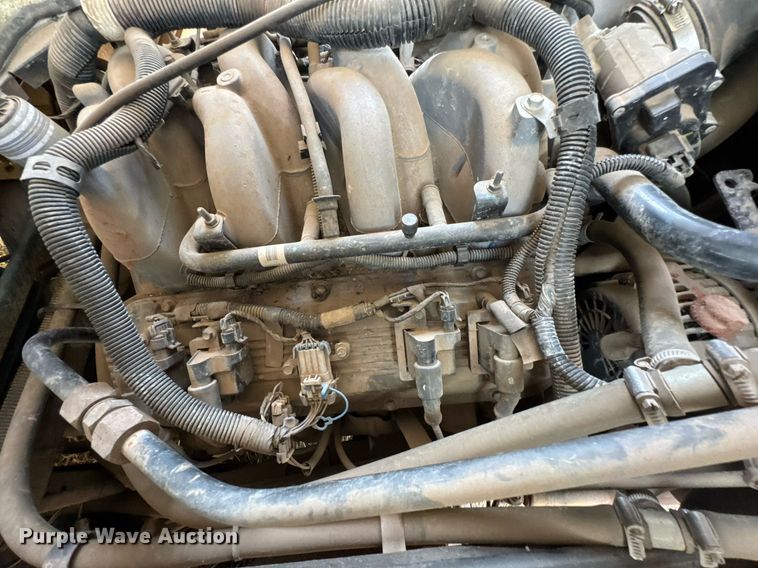 image for item DO0735 2004 Sightseer  Winnebago P32 RV