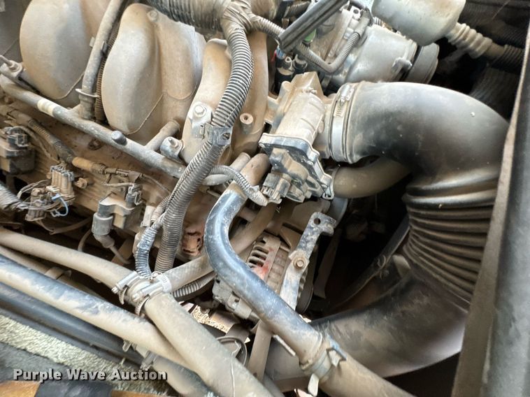 image for item DO0735 2004 Sightseer  Winnebago P32 RV