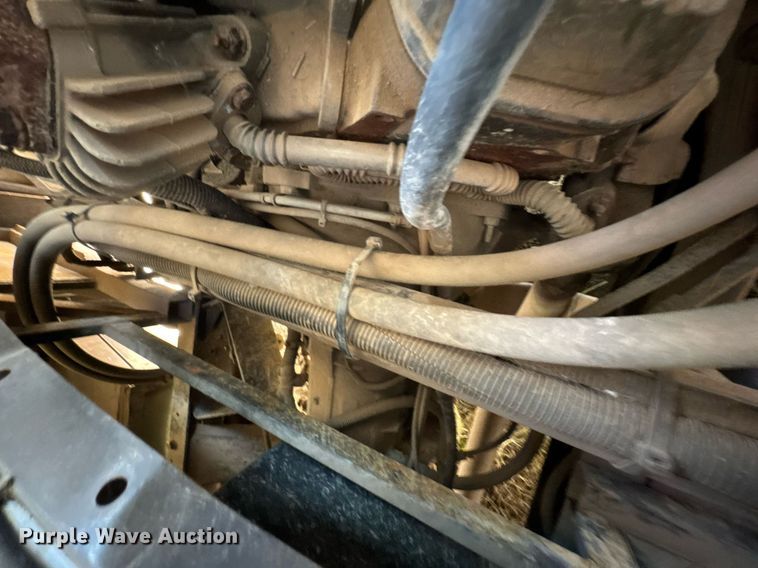 image for item DO0735 2004 Sightseer  Winnebago P32 RV