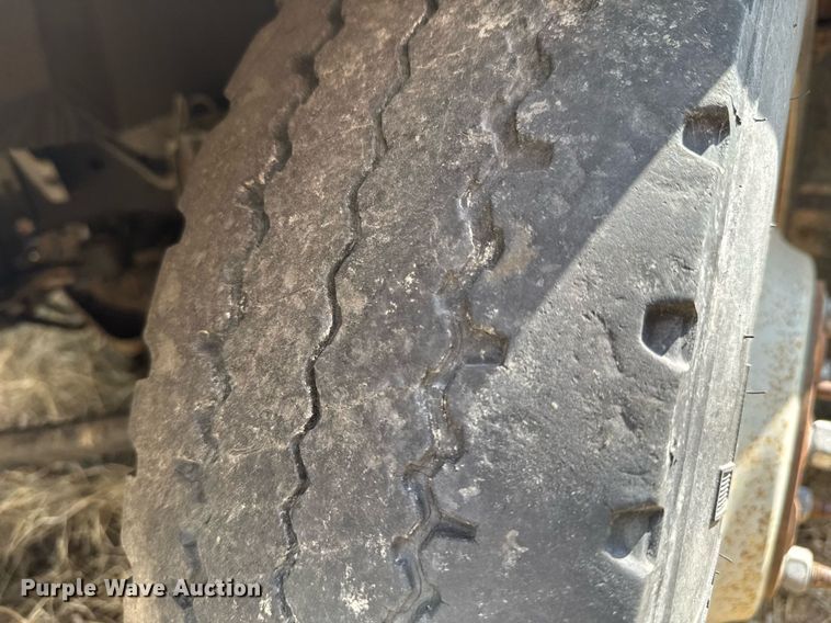 image for item DO0735 2004 Sightseer  Winnebago P32 RV