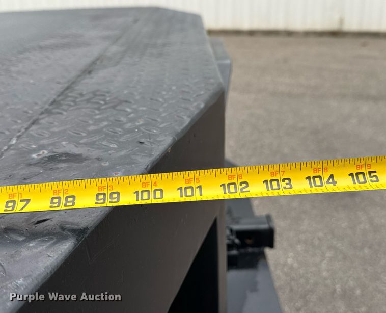 image for item DO0747 2010 Ford F350 Super Duty Crew Cab flatbed pickup truck