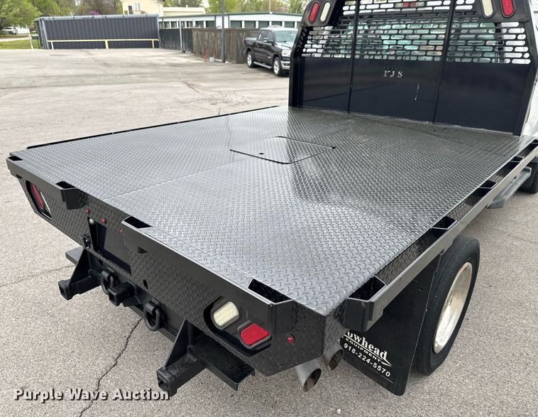 image for item DO0748 2011 Ford F450 Super Duty flatbed truck