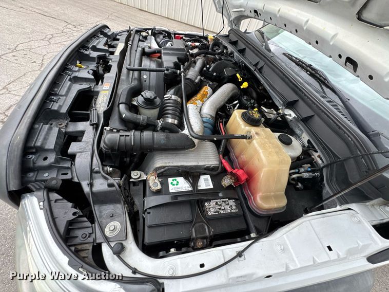 image for item DO0748 2011 Ford F450 Super Duty flatbed truck