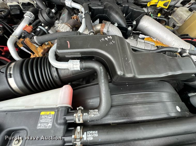 image for item DO0748 2011 Ford F450 Super Duty flatbed truck