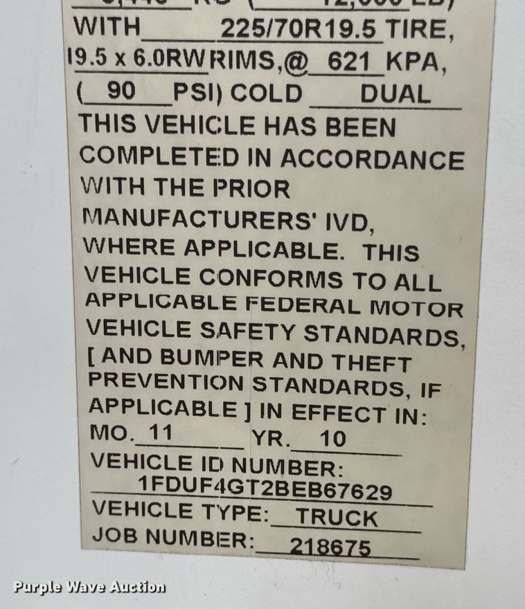 image for item DO0748 2011 Ford F450 Super Duty flatbed truck