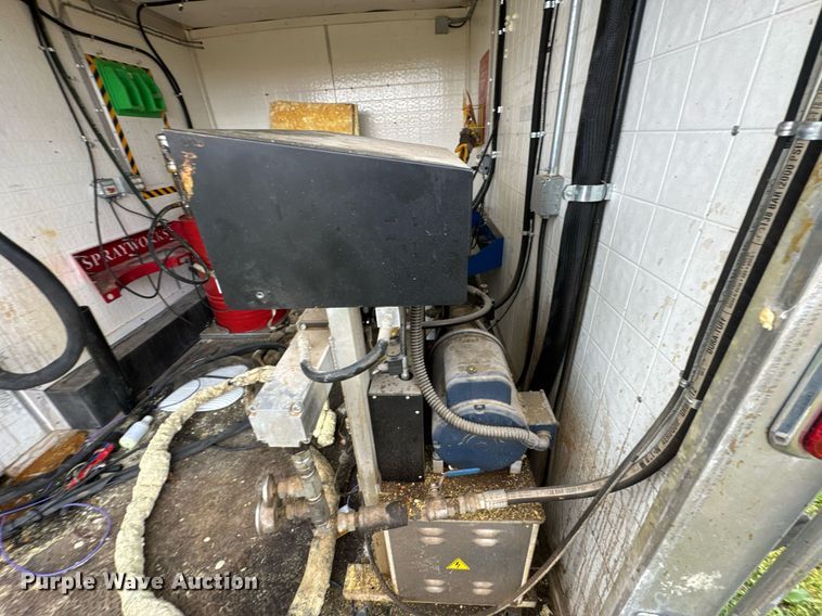 image for item DO0788 2023 Carry-On spray foam trailer